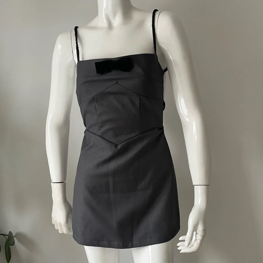 Backless Bow Detail Mini Dress – Charcoal Grey Structured Party Dress - Picture 4 of 7